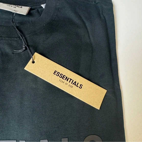 Fear of God Essentials T-Shirt Black Short Sleeve Tee Mens - Picture 2 of 4
